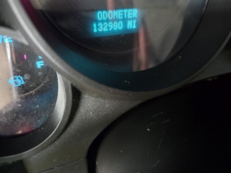 2013 Chevrolet Silverado 1500 Work Truck 2DR REGULAR CAB - Photo 17 - Hamilton, OH 45015