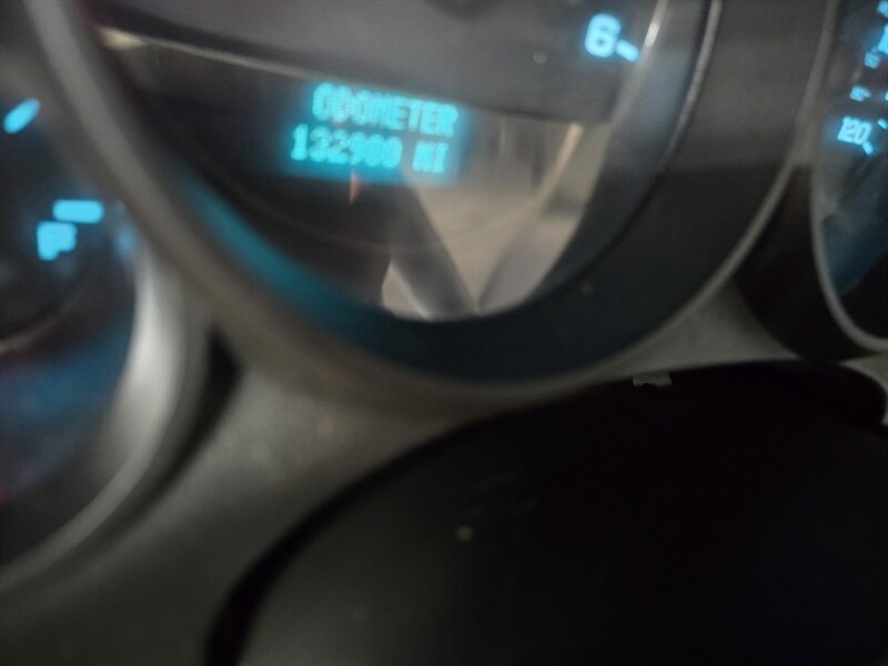 2013 Chevrolet Silverado 1500 Work Truck 2DR REGULAR CAB - Photo 16 - Hamilton, OH 45015