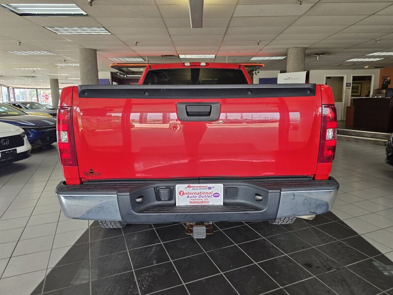 2013 Chevrolet Silverado 1500 Work Truck 2DR REGULAR CAB - Photo 5 - Hamilton, OH 45015