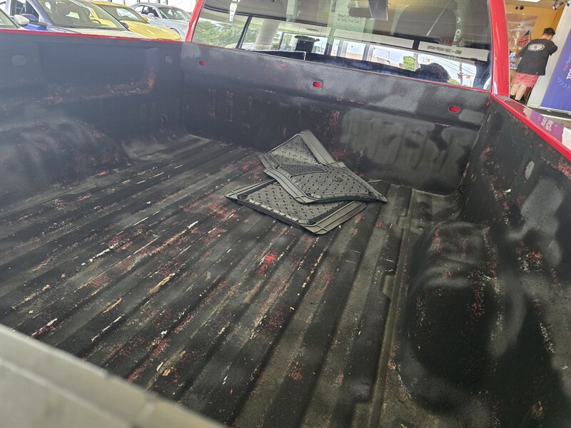 2013 Chevrolet Silverado 1500 Work Truck 2DR REGULAR CAB - Photo 22 - Hamilton, OH 45015