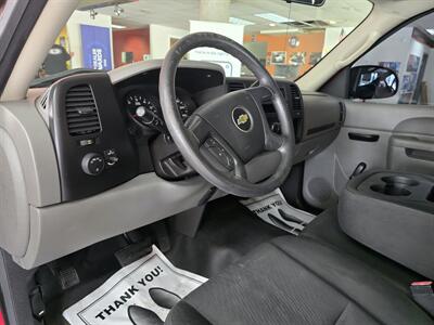 2013 Chevrolet Silverado 1500 Work Truck 2DR REGULAR CAB - Photo 8 - Hamilton, OH 45015