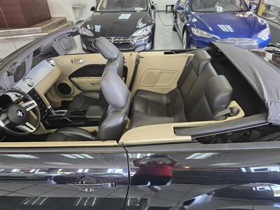 2009 Ford Mustang GT Deluxe 2DR CONVERTIBLE   - Photo 39 - Hamilton, OH 45015