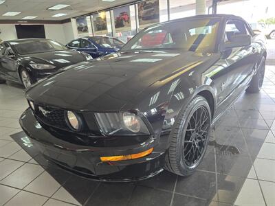 2009 Ford Mustang GT Deluxe 2DR CONVERTIBLE   - Photo 3 - Hamilton, OH 45015