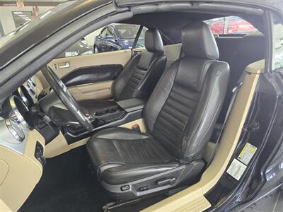 2009 Ford Mustang GT Deluxe 2DR CONVERTIBLE   - Photo 17 - Hamilton, OH 45015