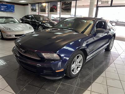 2011 Ford Mustang V6 Premium 2DR COUPE   - Photo 6 - Hamilton, OH 45015