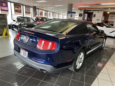 2011 Ford Mustang V6 Premium 2DR COUPE   - Photo 5 - Hamilton, OH 45015