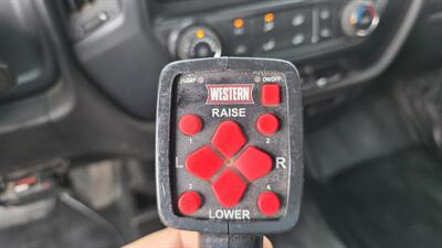 2015 Chevrolet Silverado 2500 Work Truck 2DR REGULAR CAB 4X4   - Photo 18 - Hamilton, OH 45015