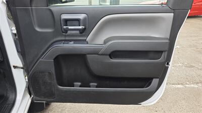 2015 Chevrolet Silverado 2500 Work Truck 2DR REGULAR CAB 4X4   - Photo 23 - Hamilton, OH 45015