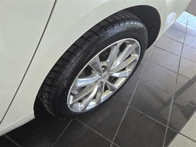 2013 Cadillac XTS Premium Collection 4DR SEDAN   - Photo 35 - Hamilton, OH 45015