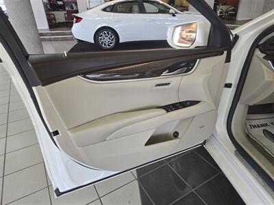 2013 Cadillac XTS Premium Collection 4DR SEDAN   - Photo 8 - Hamilton, OH 45015