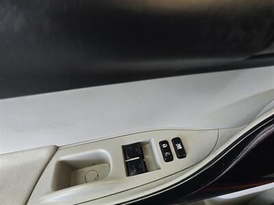 2012 Scion iQ Base 2DR HATCHBACK   - Photo 15 - Hamilton, OH 45015