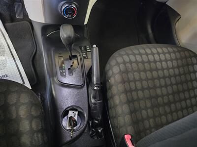 2012 Scion iQ Base 2DR HATCHBACK   - Photo 16 - Hamilton, OH 45015
