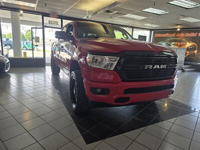 2020 RAM 1500 Big Horn/CREW CAB/HEMI/4X4 - Photo 3 - Hamilton, OH 45015