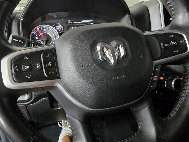 2020 RAM 1500 Big Horn/CREW CAB/HEMI/4X4 - Photo 23 - Hamilton, OH 45015