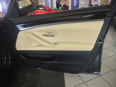 2016 BMW 528i xDrive 4DR SEDAN AWD   - Photo 12 - Hamilton, OH 45015