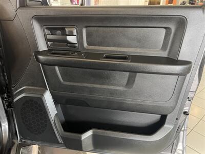 2015 RAM 1500 TRADESMAN 4DR CREW CAB 4X4/DIESEL   - Photo 25 - Hamilton, OH 45015