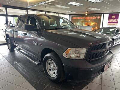 2015 RAM 1500 TRADESMAN 4DR CREW CAB 4X4/DIESEL   - Photo 4 - Hamilton, OH 45015
