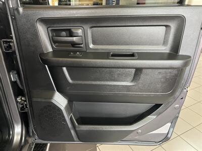 2015 RAM 1500 TRADESMAN 4DR CREW CAB 4X4/DIESEL   - Photo 21 - Hamilton, OH 45015