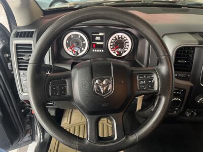 2015 RAM 1500 TRADESMAN 4DR CREW CAB 4X4/DIESEL   - Photo 13 - Hamilton, OH 45015