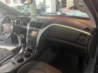 2012 Chevrolet Traverse LT   - Photo 26 - Hamilton, OH 45015