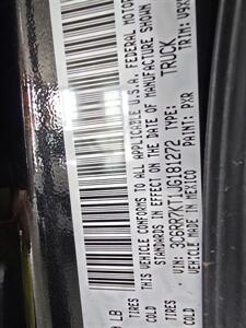 2018 RAM 1500 Express-CREW CAB-4X4-HEMI - Photo 31 - Hamilton, OH 45015
