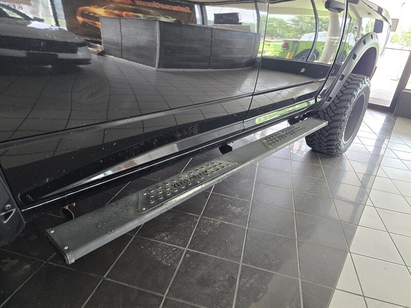 2018 RAM 1500 Express-CREW CAB-4X4-HEMI - Photo 27 - Hamilton, OH 45015