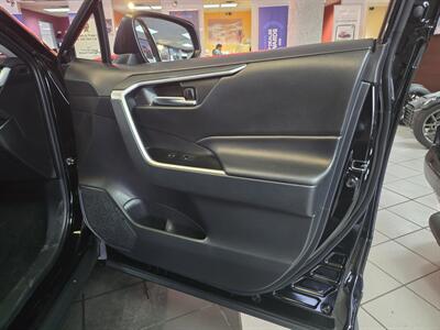 2025 Toyota RAV4 XLE 4DR SUV AWD   - Photo 12 - Hamilton, OH 45015