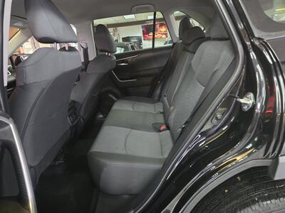 2025 Toyota RAV4 XLE 4DR SUV AWD   - Photo 11 - Hamilton, OH 45015