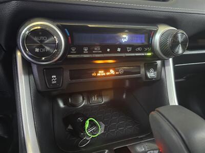 2025 Toyota RAV4 XLE 4DR SUV AWD   - Photo 19 - Hamilton, OH 45015