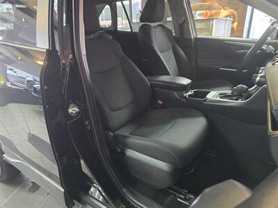 2025 Toyota RAV4 XLE 4DR SUV AWD   - Photo 14 - Hamilton, OH 45015