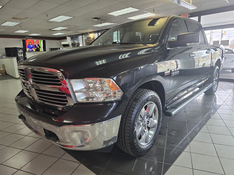 2016 RAM 1500 Big Horn/CREW CAB/HEMI/4X4   - Photo 1 - Hamilton, OH 45015