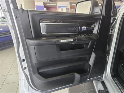 2017 RAM 1500 Laramie Limited   - Photo 8 - Hamilton, OH 45015