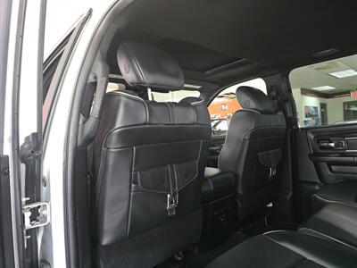 2017 RAM 1500 Laramie Limited   - Photo 11 - Hamilton, OH 45015