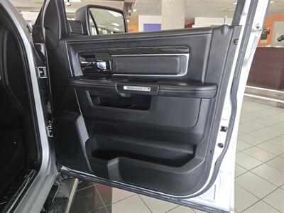 2017 RAM 1500 Laramie Limited   - Photo 14 - Hamilton, OH 45015