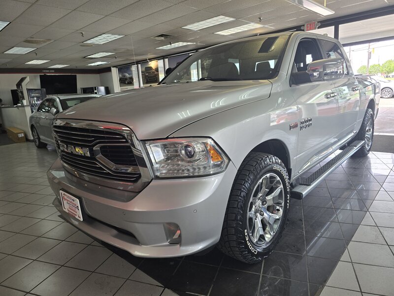2017 RAM 1500 Laramie Limited   - Photo 1 - Hamilton, OH 45015