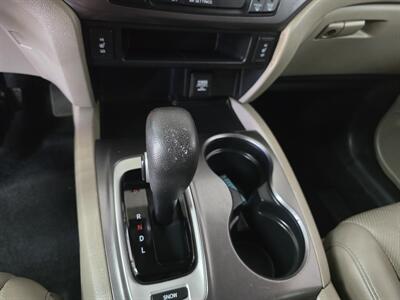 2017 Honda Ridgeline RTL 4DR CREW CAB   - Photo 20 - Hamilton, OH 45015