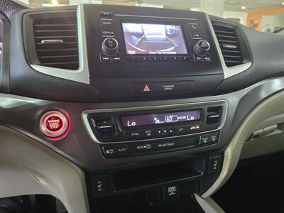 2017 Honda Ridgeline RTL 4DR CREW CAB   - Photo 19 - Hamilton, OH 45015