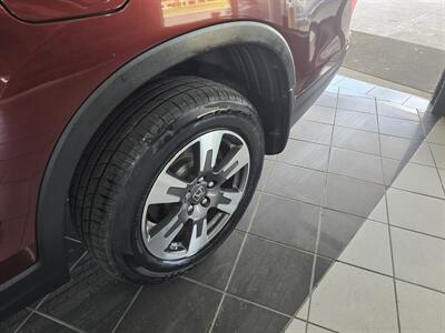 2017 Honda Ridgeline RTL 4DR CREW CAB   - Photo 28 - Hamilton, OH 45015
