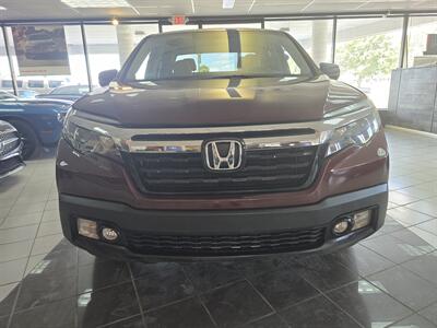 2017 Honda Ridgeline RTL 4DR CREW CAB   - Photo 2 - Hamilton, OH 45015