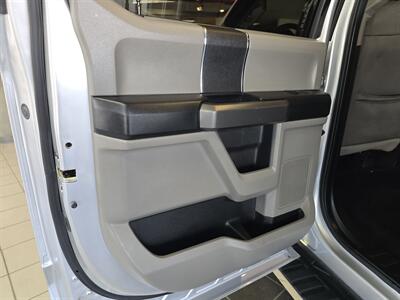 2017 Ford F-150 XLT   - Photo 9 - Hamilton, OH 45015