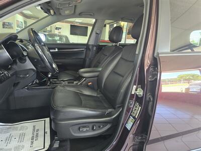 2015 Kia Sorento EX 4DR SUV AWD   - Photo 8 - Hamilton, OH 45015