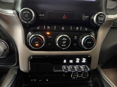 2019 RAM 1500 Laramie   - Photo 17 - Hamilton, OH 45015