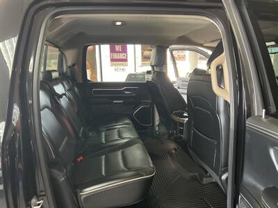 2019 RAM 1500 Laramie   - Photo 22 - Hamilton, OH 45015