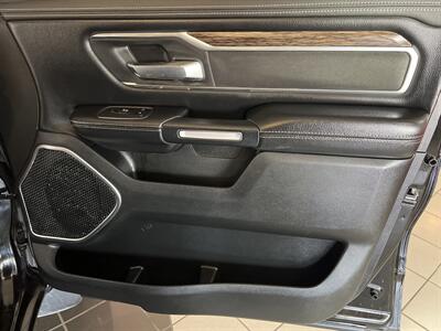 2019 RAM 1500 Laramie   - Photo 26 - Hamilton, OH 45015