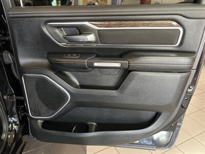 2019 RAM 1500 Laramie   - Photo 23 - Hamilton, OH 45015