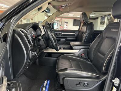 2019 RAM 1500 Laramie   - Photo 9 - Hamilton, OH 45015
