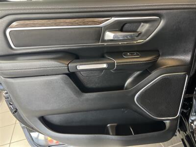 2019 RAM 1500 Laramie   - Photo 21 - Hamilton, OH 45015