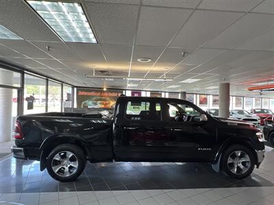 2019 RAM 1500 Laramie   - Photo 5 - Hamilton, OH 45015