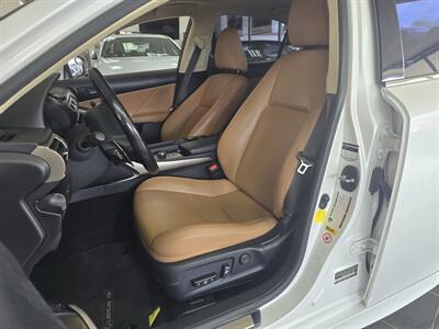 2016 Lexus IS 200t   - Photo 9 - Hamilton, OH 45015