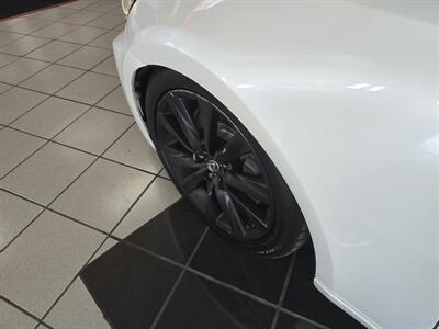 2016 Lexus IS 200t   - Photo 28 - Hamilton, OH 45015